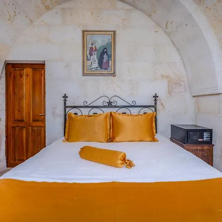 Onur Cave Cappadocia Hotel *